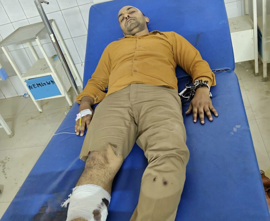 आज़मगढ़ में पुलिस और पशु तस्करों के बीच मुठभेड़,एक पशु तस्कर घायल, 3 फरार