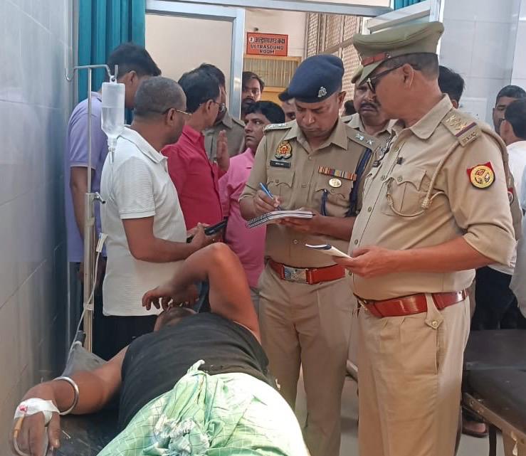 आज़मगढ़:  मामूली विवाद में लाइसेंसी असलहे से फायरिंग, दो घायल, फायरिंग का वीडियो वायरल