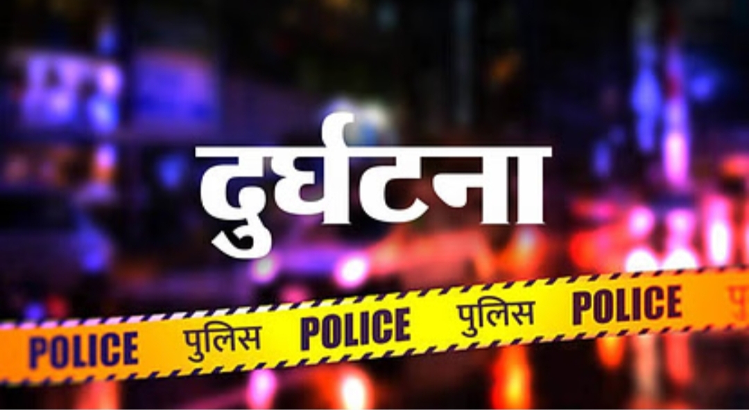आज़मगढ़: टायर फटने से बकरियों से भरा ट्रक एक्सप्रेस-वे से नीचे उतरा, बाल-बाल बचे ट्रक में सवार लोग