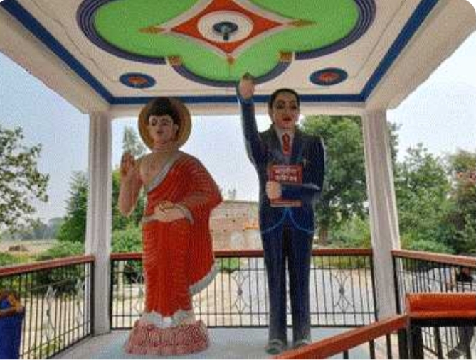 आज़मगढ़: अराजकतत्वों ने क्षतिग्रस्त की आंबेडकर प्रतिमा, आक्रोशित लोगों ने लगाया जाम