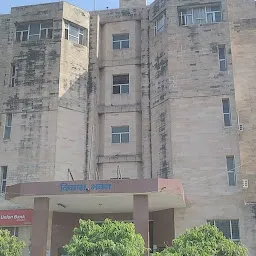 आज़मगढ़: विकास कार्यों में अनियमितता, जुड़ा रामपुर के ग्राम पंचायत अधिकारी निलंबित