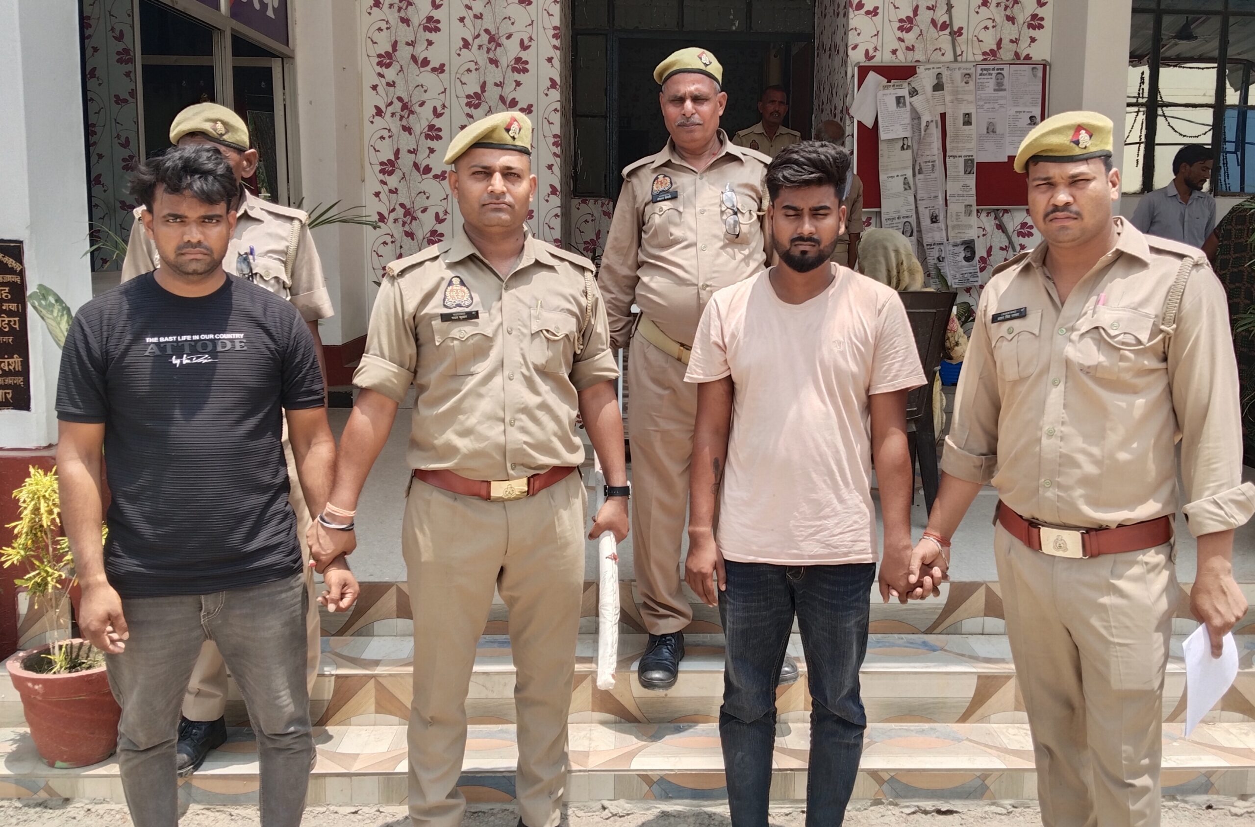आज़मगढ़: पुलिस पर पथराव करने वाले 2 और आरोपी गिरफ्तार