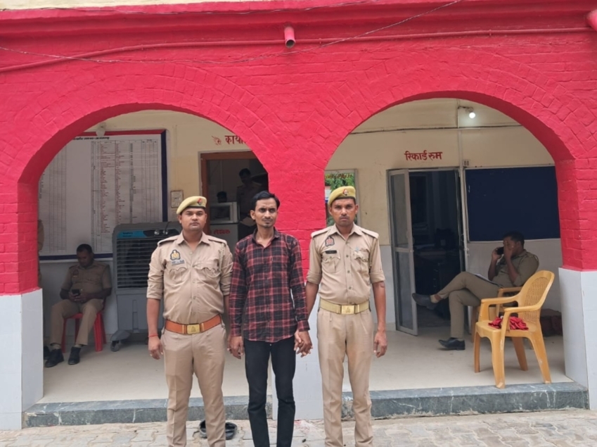 आज़मगढ़: गैंगस्टर एक्ट में वांछित अपराधी सूरज सोनी को पुलिस ने किया गिरफ्तार