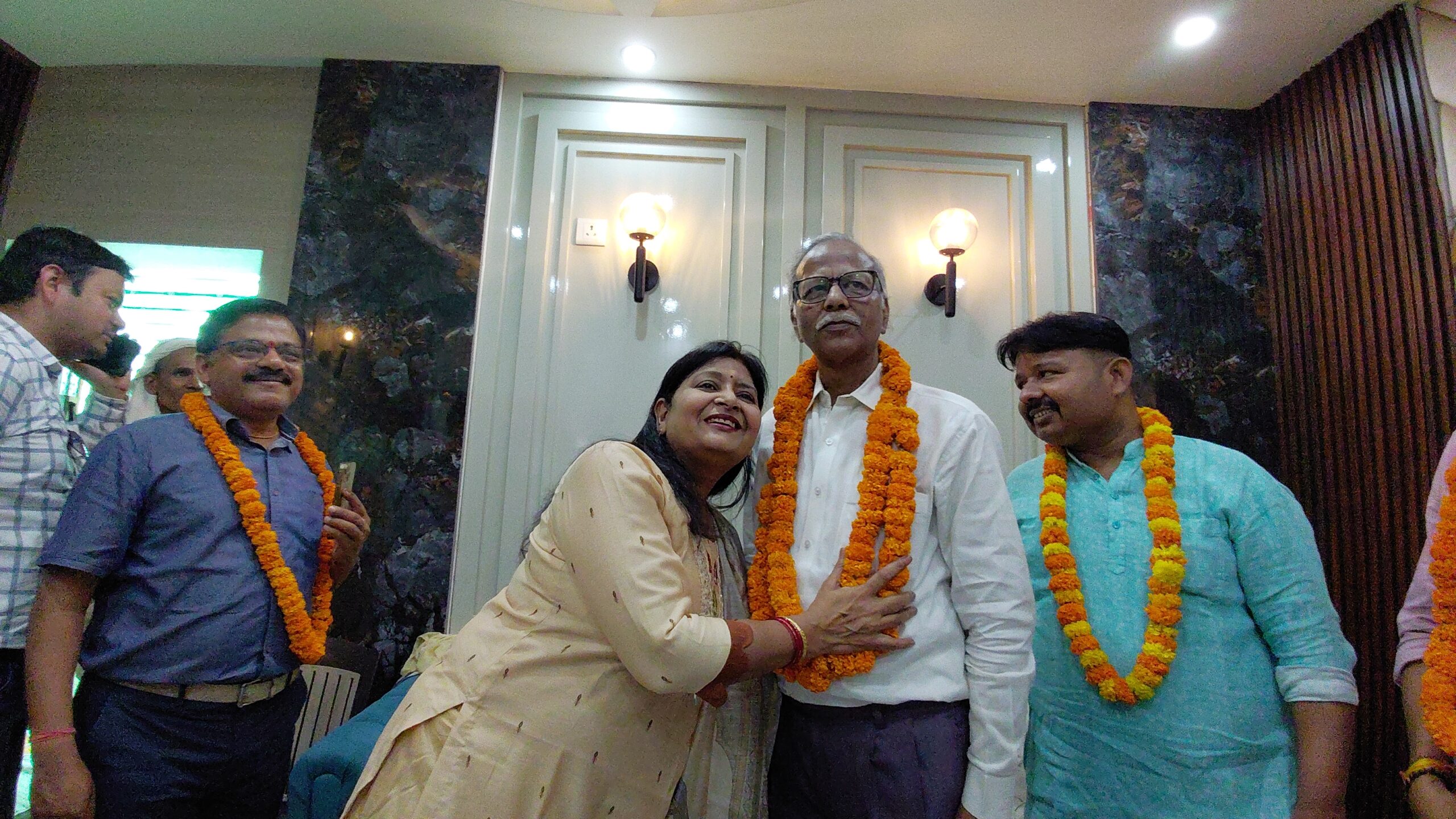 अग्रवाल हितकारिणी न्यास चुनाव में बड़ा बदलाव अतुल अग्रवाल ‘मुन्ना’ बने अध्यक्ष,नए चेहरों की धमाकेदार एंट्री