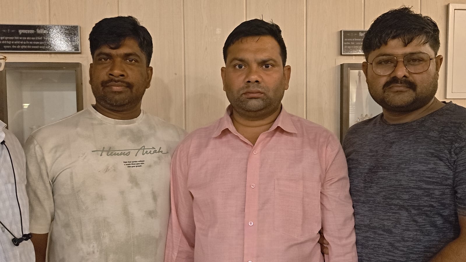 महाराजा सुहेलदेव यूनिवर्सिटी में रिश्वत कांड: रजिस्ट्रार का स्टेनो 50 हजार लेते रंगे हाथ गिरफ्तार, विजिलेंस टीम की बड़ी कार्रवाई