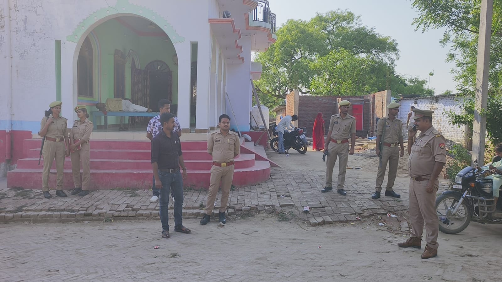 रतूआपार गांव में संतान न होने पर विवाद पति ने भाई के साथ मिलकर पत्नी को उतारा मौत के घाट