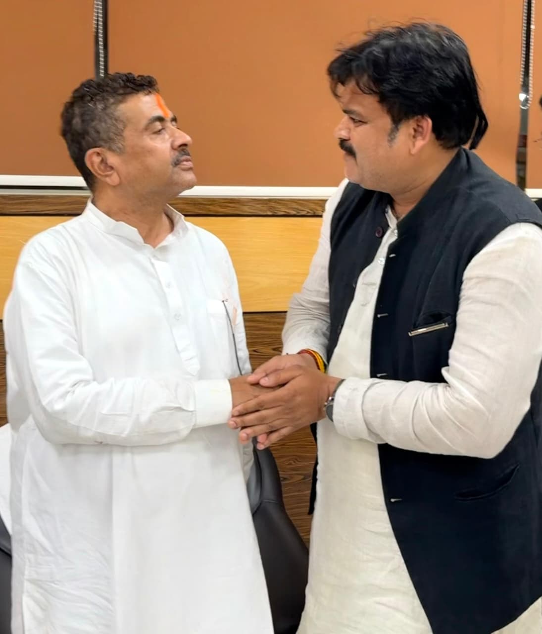 पश्चिम बंगाल में आजमगढ़ के लाल का कमाल: किशन भैया की रणनीति से 28 में 24 सीटों पर खिला कमल
