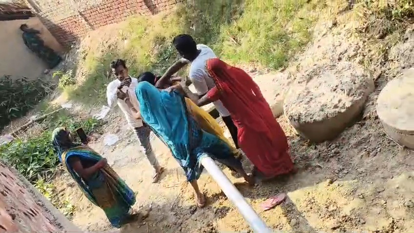 आजमगढ़: सेवानिवृत्त ऑडिट अधिकारी से मारपीट का वीडियो वायरल SP ने दिए जांच के आदेश