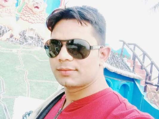 आजमगढ़ बारात से लौट रहे RPF जवान की दर्दनाक मौत कार की टक्कर के बाद ट्रक ने कुचला महुला बाजार के पास हादसा,परिजनों ने चेन, अंगूठी और पर्स गायब होने का लगाया आरोप