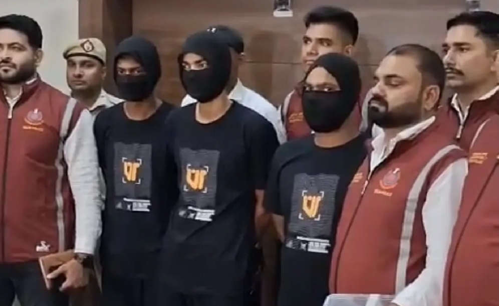 लॉरेंस बिश्नोई गैंग से कनेक्शन! आजमगढ़ के अभिनव और विवेक दिल्ली पुलिस की स्पेशल सेल के हत्थे चढ़े