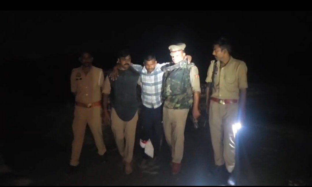आजमगढ़ पुलिस की बदमाशों से मुठभेड़, दो घायल समेत तीन टप्पेबाज गिरफ्तार